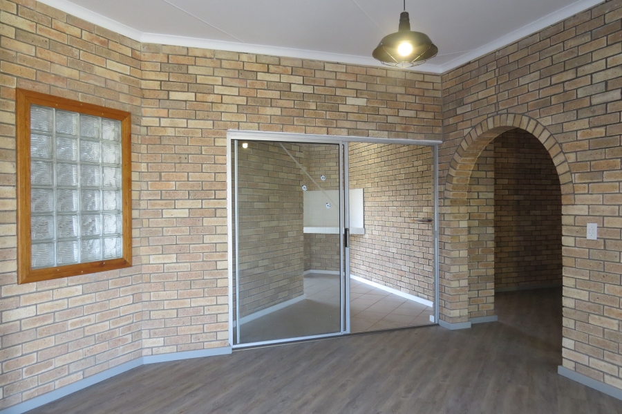 3 Bedroom Property for Sale in Stilbaai Wes Western Cape